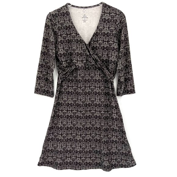 Prana Printed V-Neck Faux Wrap Twist Front Dress Black Grey Stretch Size Medium - Picture 1 of 8